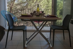 La table en configuration pour 2 personnes